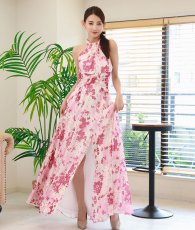 画像2: [ XS-Lサイズ / 1カラー][ERUKEI]ピンク・ホルターネック・花柄・スリット・ウエストクロス・シフォン・Aライン・ノースリーブ・ロングドレス[黒木麗奈着用][送料無料] (2)