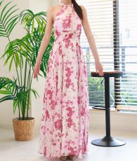 画像8: [ XS-Lサイズ / 1カラー][ERUKEI]ピンク・ホルターネック・花柄・スリット・ウエストクロス・シフォン・Aライン・ノースリーブ・ロングドレス[黒木麗奈着用][送料無料] (8)