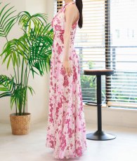 画像9: [ XS-Lサイズ / 1カラー][ERUKEI]ピンク・ホルターネック・花柄・スリット・ウエストクロス・シフォン・Aライン・ノースリーブ・ロングドレス[黒木麗奈着用][送料無料] (9)